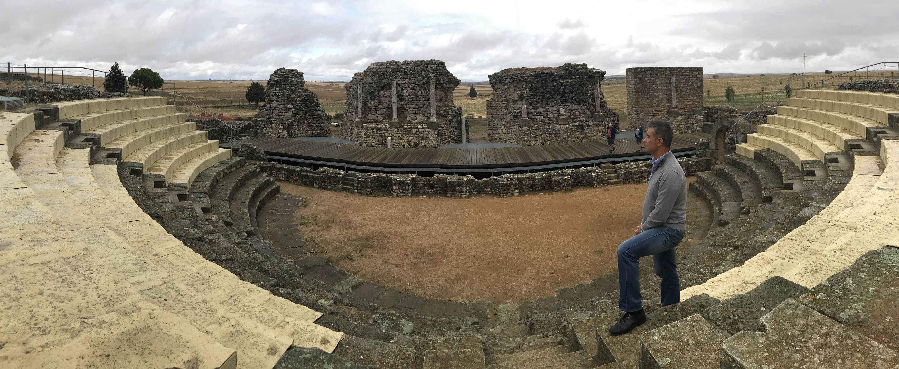 DIALOGOS 14 REGINA 1 L