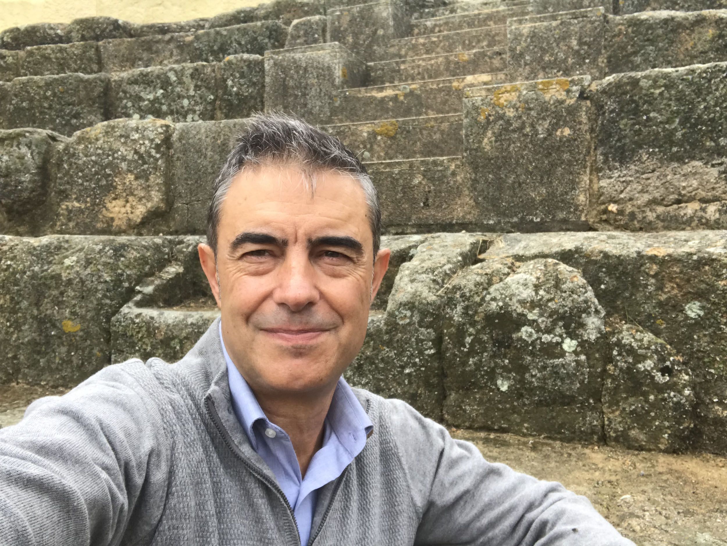 DIALOGOS 14 REGINA 2 L