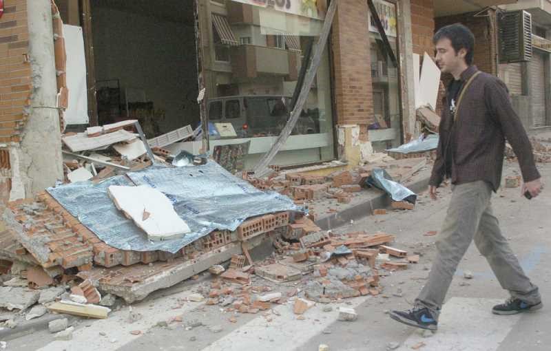 Imagen de elementos no estructurales derrumbados